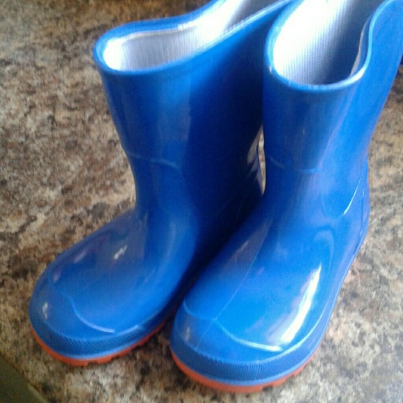 Other - $5 sale🛍 boots 5/6